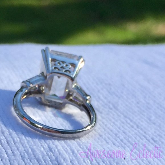 JTV Engagement Ring - CZ - Rhodium Plated - Sz 5.5 - Picture 5 of 8